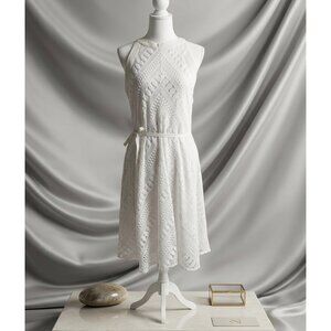 New York and Company Size L White Sleeveless Lace Fit & Flare Dress With Belted